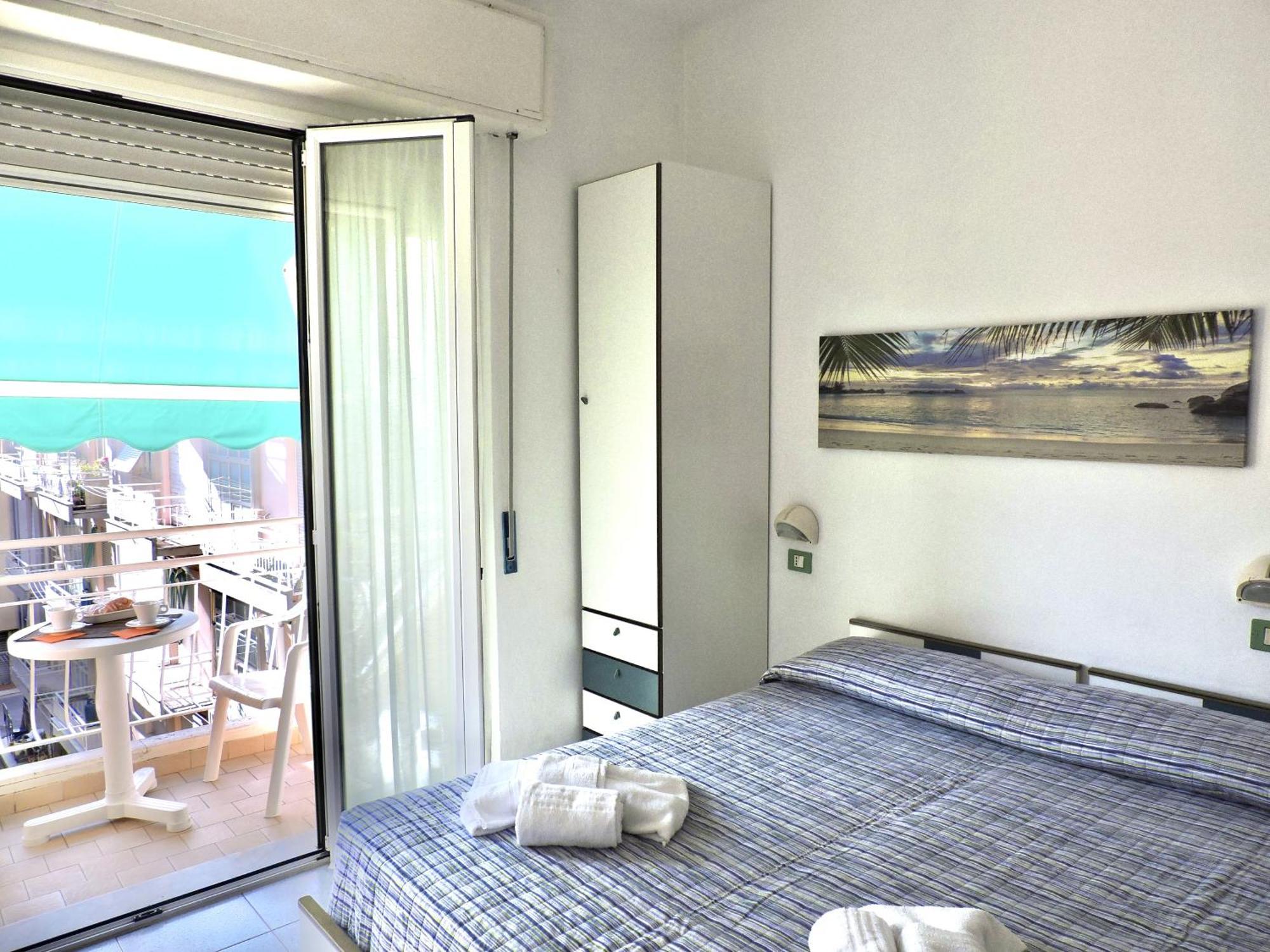 Hotel Villa Chiara فينالي ليغوري المظهر الخارجي الصورة